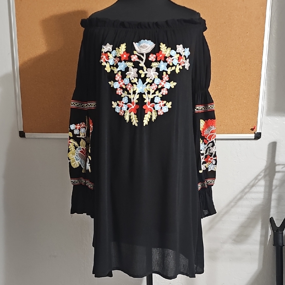 Floral Embroidered Off-Shoulder Mini Dress